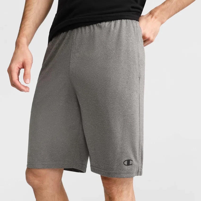 Lightweight Lounge Shorts da 9", con toppa con logo C