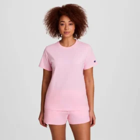 T-shirt classica, scritta tono su tono sul lato sinistro del petto